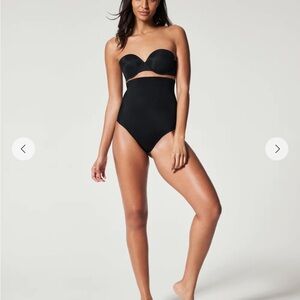 SPANXshape™ Suit Your Fancy
High-Waisted Thong